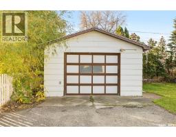 929 Hall Street W, Moose Jaw, SK S6H2S3 Photo 43