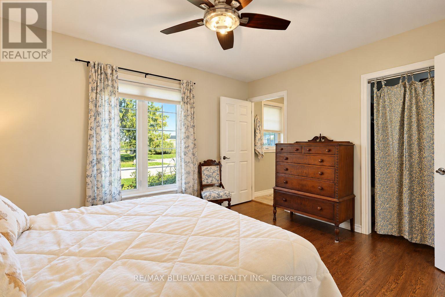 351 SHANNON BOULEVARD - 29