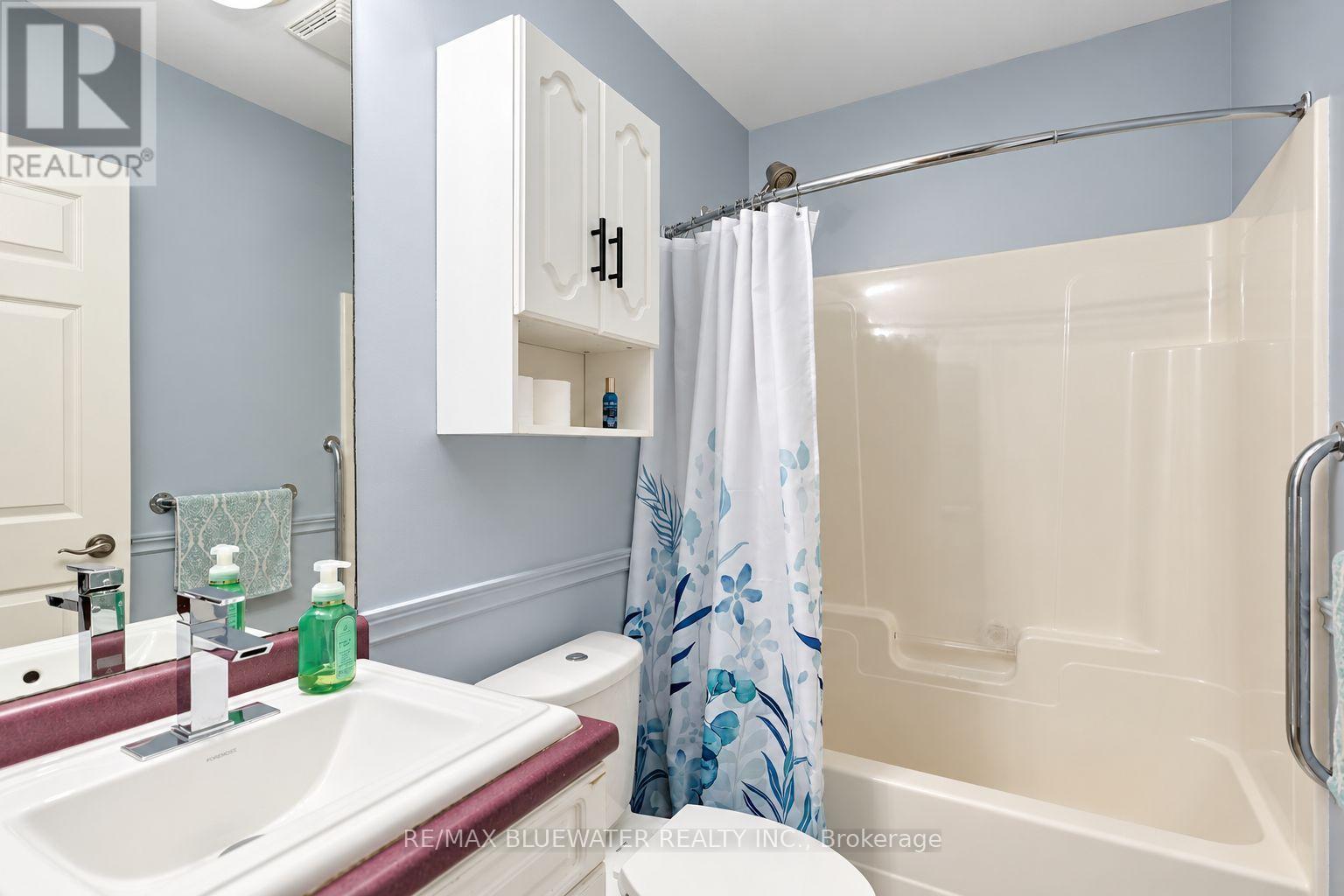 351 SHANNON BOULEVARD - 34
