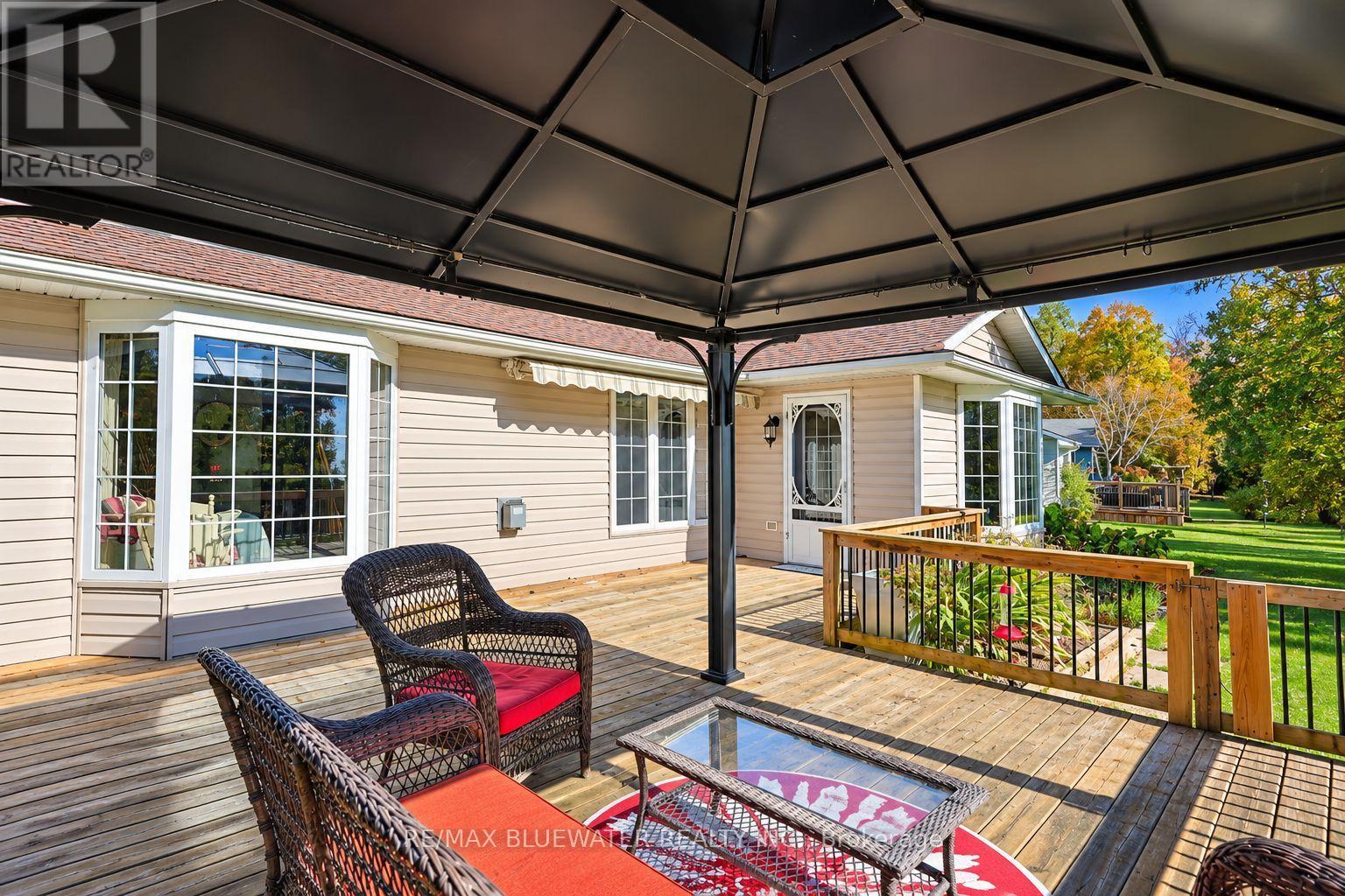 351 SHANNON BOULEVARD - 36