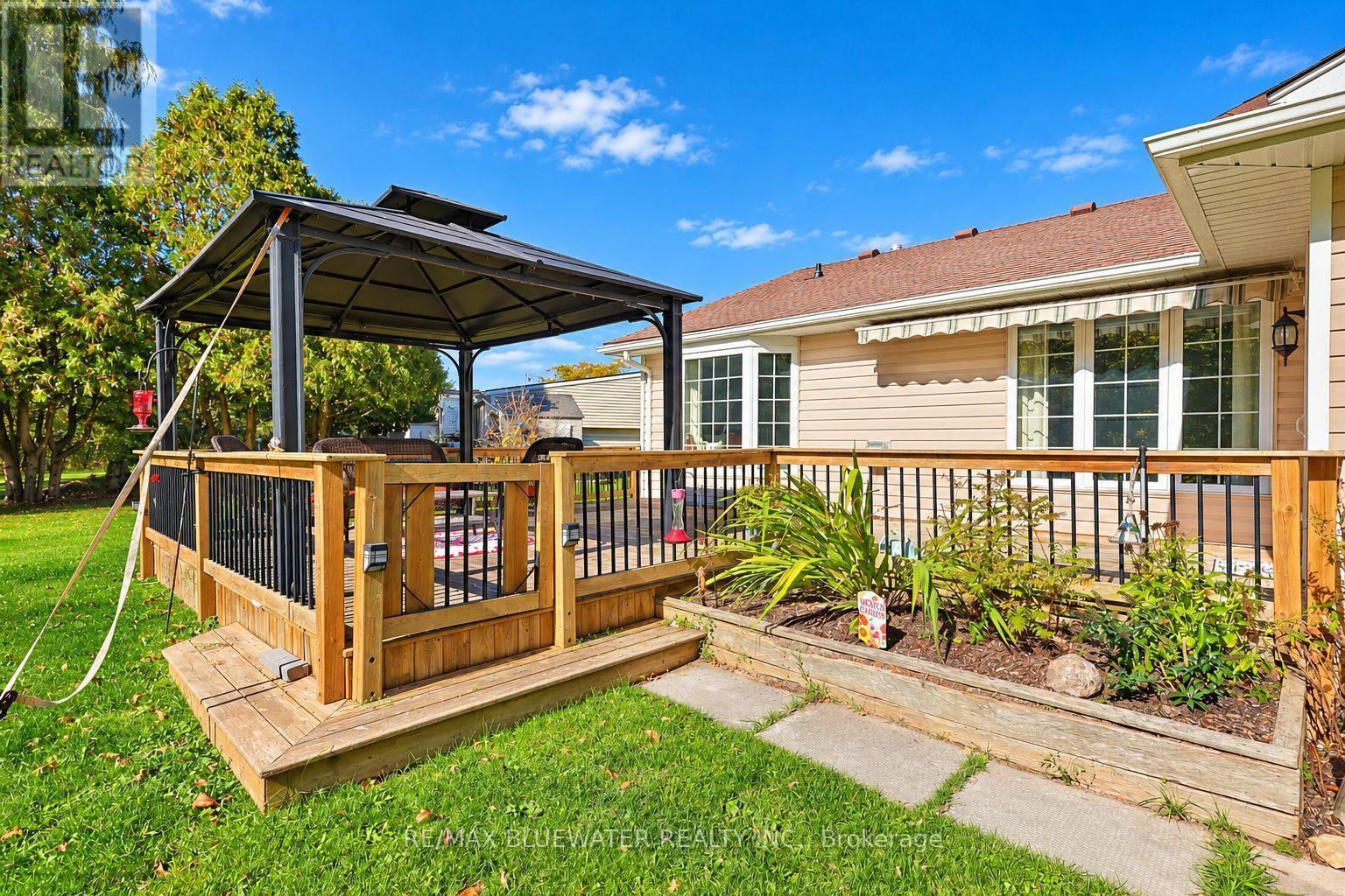 351 SHANNON BOULEVARD - 40