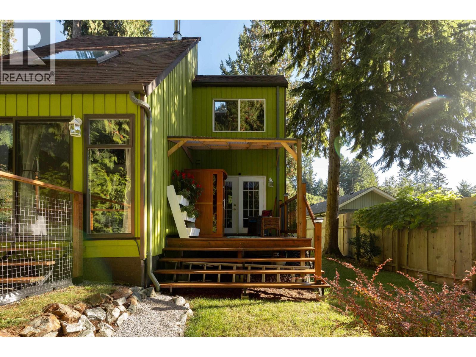 1540 Tunstall Boulevard, Bowen Island — photo 29
