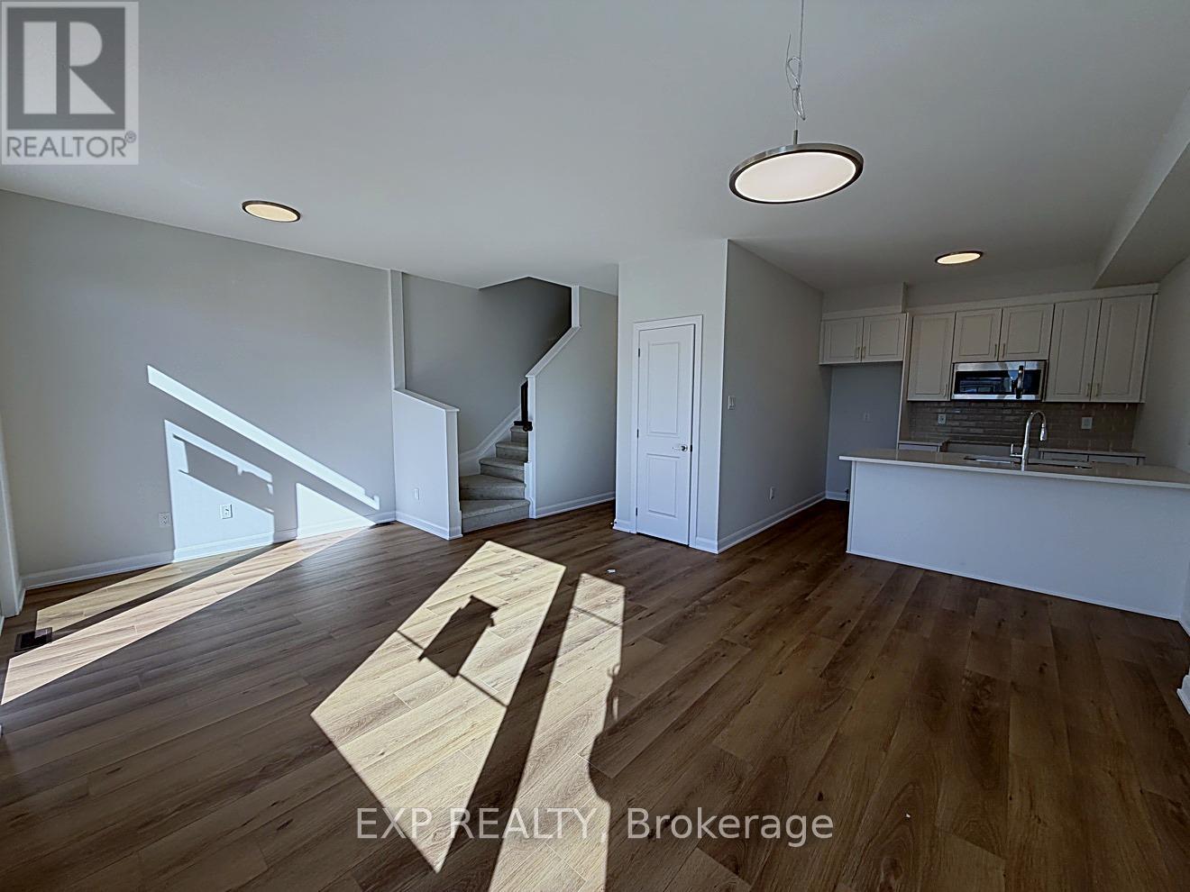 633 MOONGLADE CRESCENT, Ottawa — photo 8