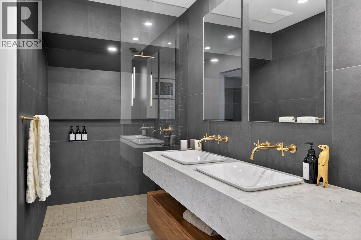 47 3939 Indian River Drive, North Vancouver — photo 17