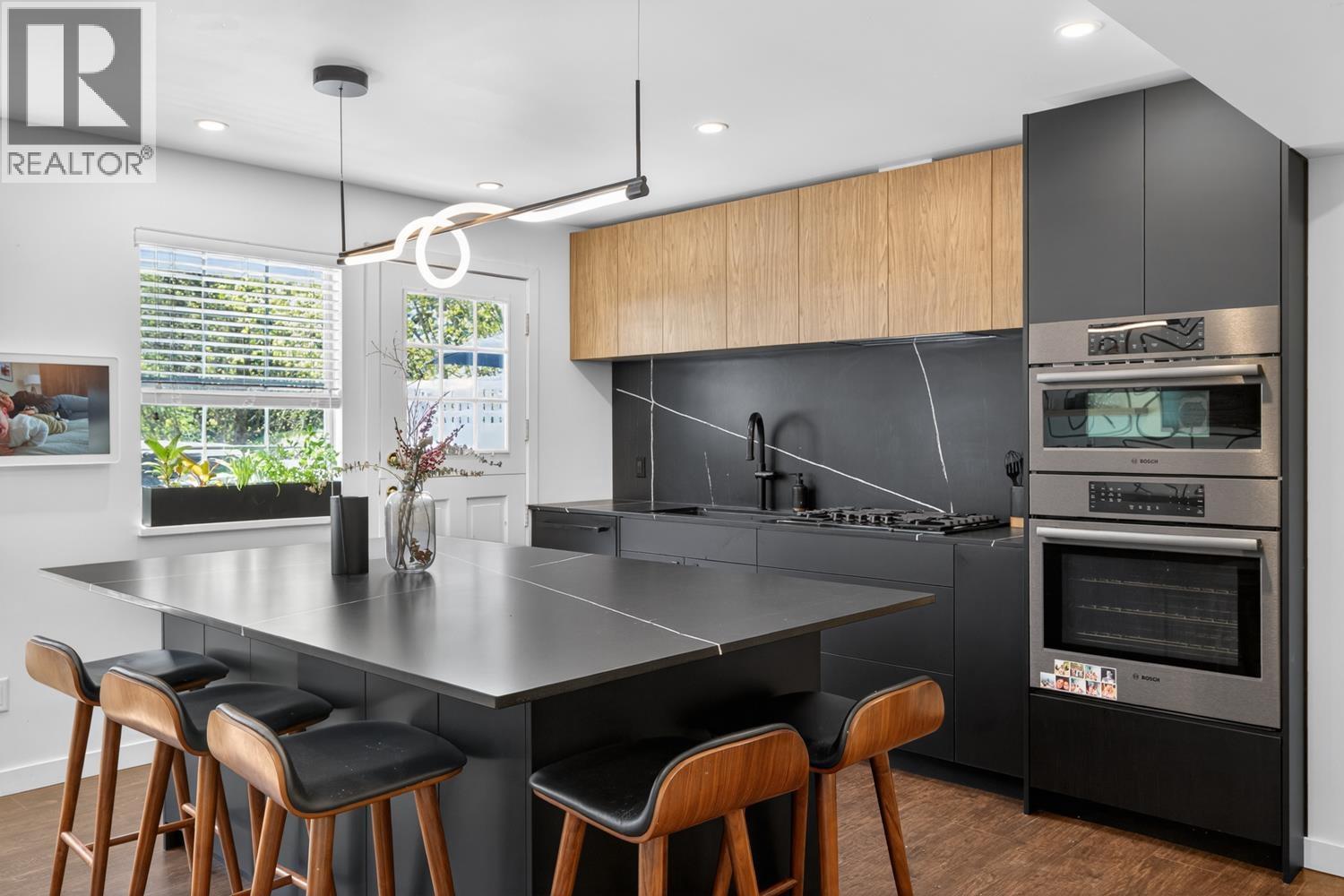 47 3939 Indian River Drive, North Vancouver — photo 8