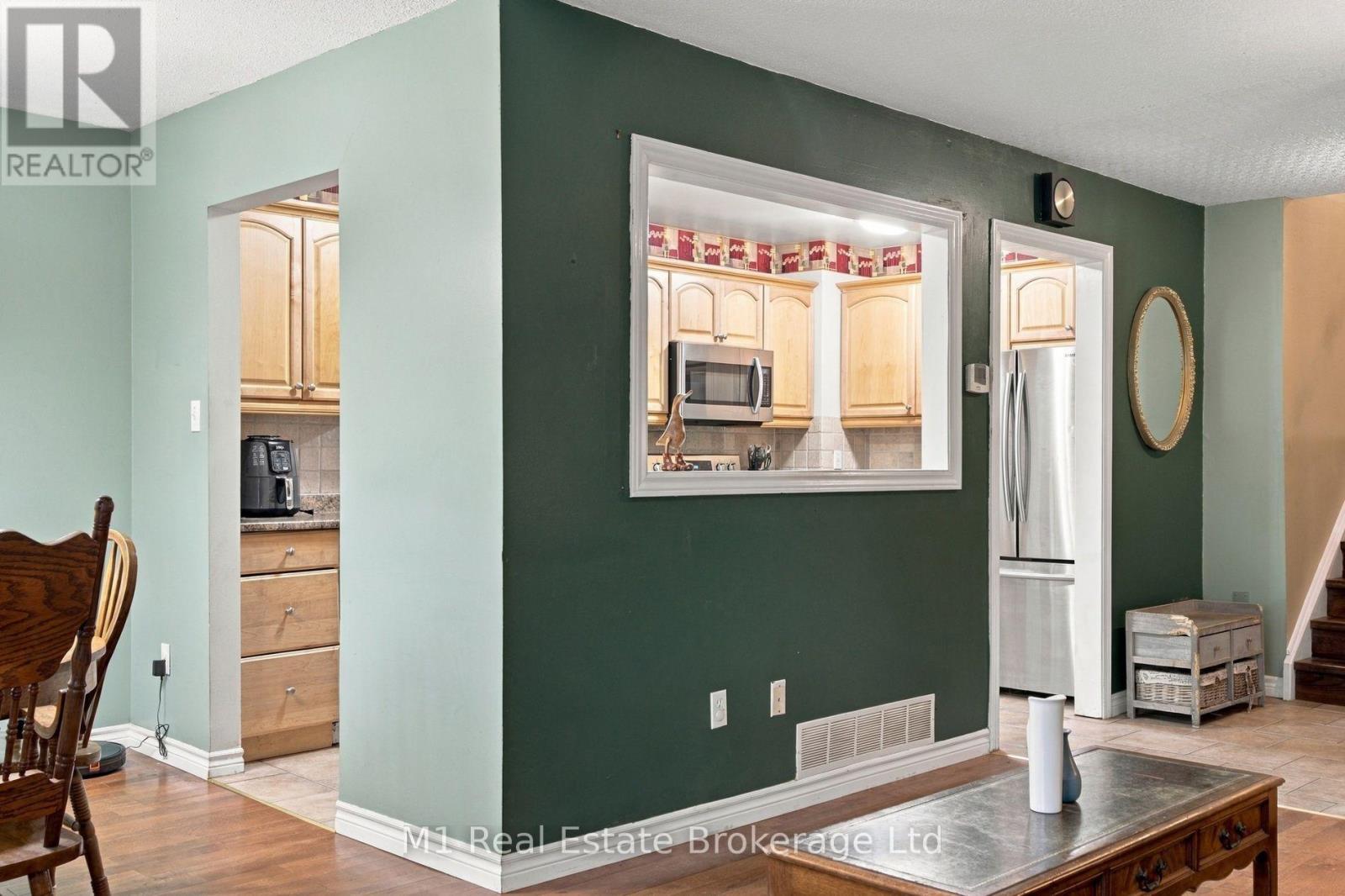 16 ELIOT PLACE, Guelph (Grange Road) — photo 9
