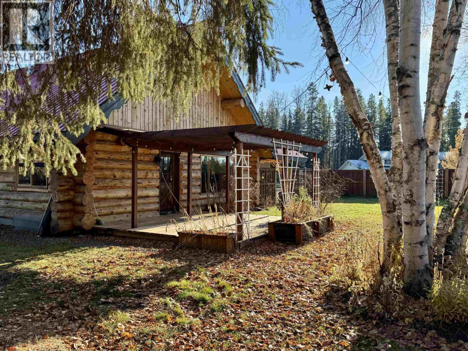 1325 CEDAR Street, Telkwa