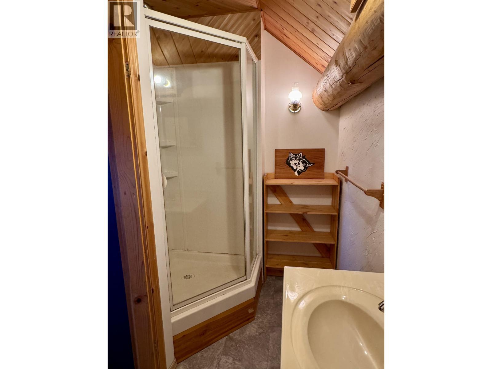 1325 CEDAR Street, Telkwa