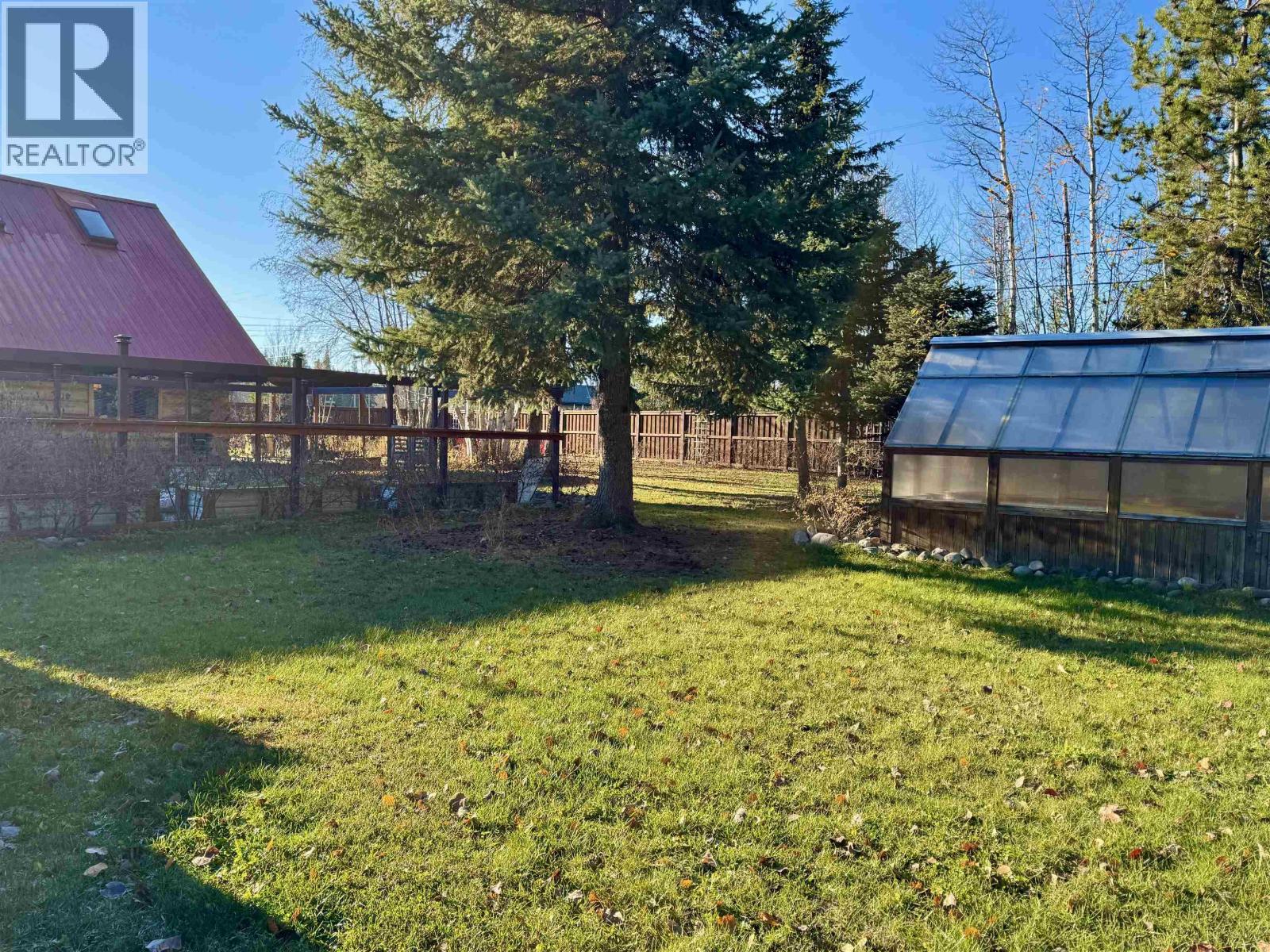 1325 CEDAR Street, Telkwa