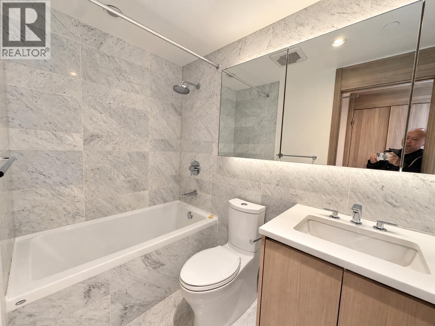 3409 4720 Lougheed Highway, Burnaby — photo 13