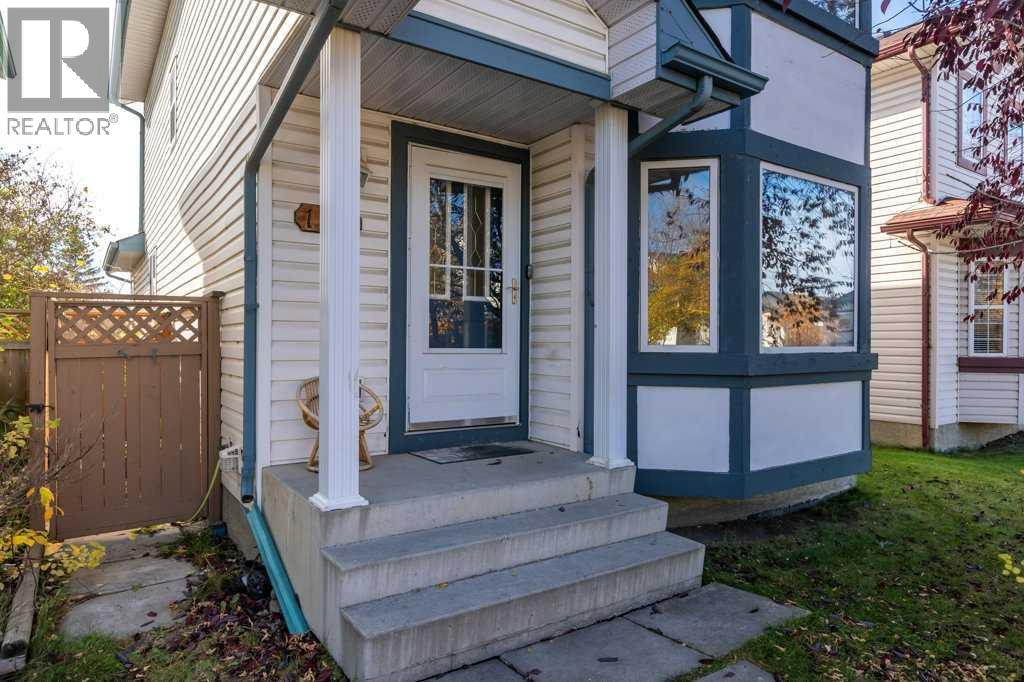 127 Erin Meadow Crescent SE, Calgary — photo 2