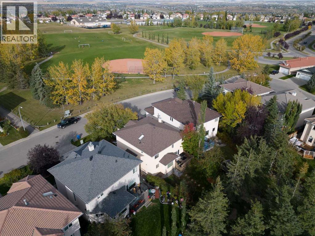 31 Hampstead Close NW, Calgary — photo 3
