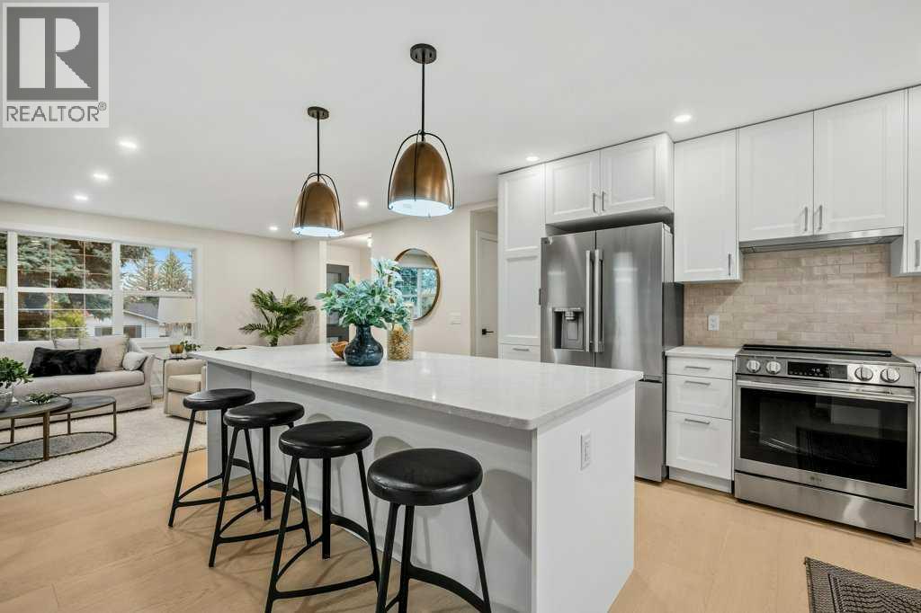 Property photograph 8 for MLS A2355040