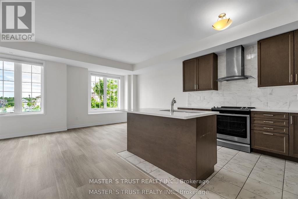 183 HARDING PARK STREET, Newmarket (Glenway Estates) — photo 11