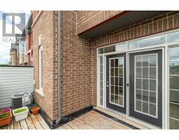 183 Harding Park Street, Newmarket, ON L3Y0E3 Photo 19