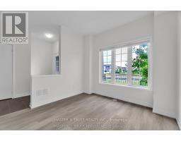 183 Harding Park Street, Newmarket, ON L3Y0E3 Photo 6
