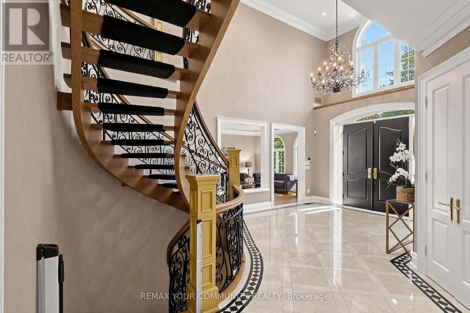 9 Bayview Forest Lane, Markham, ON photo 36