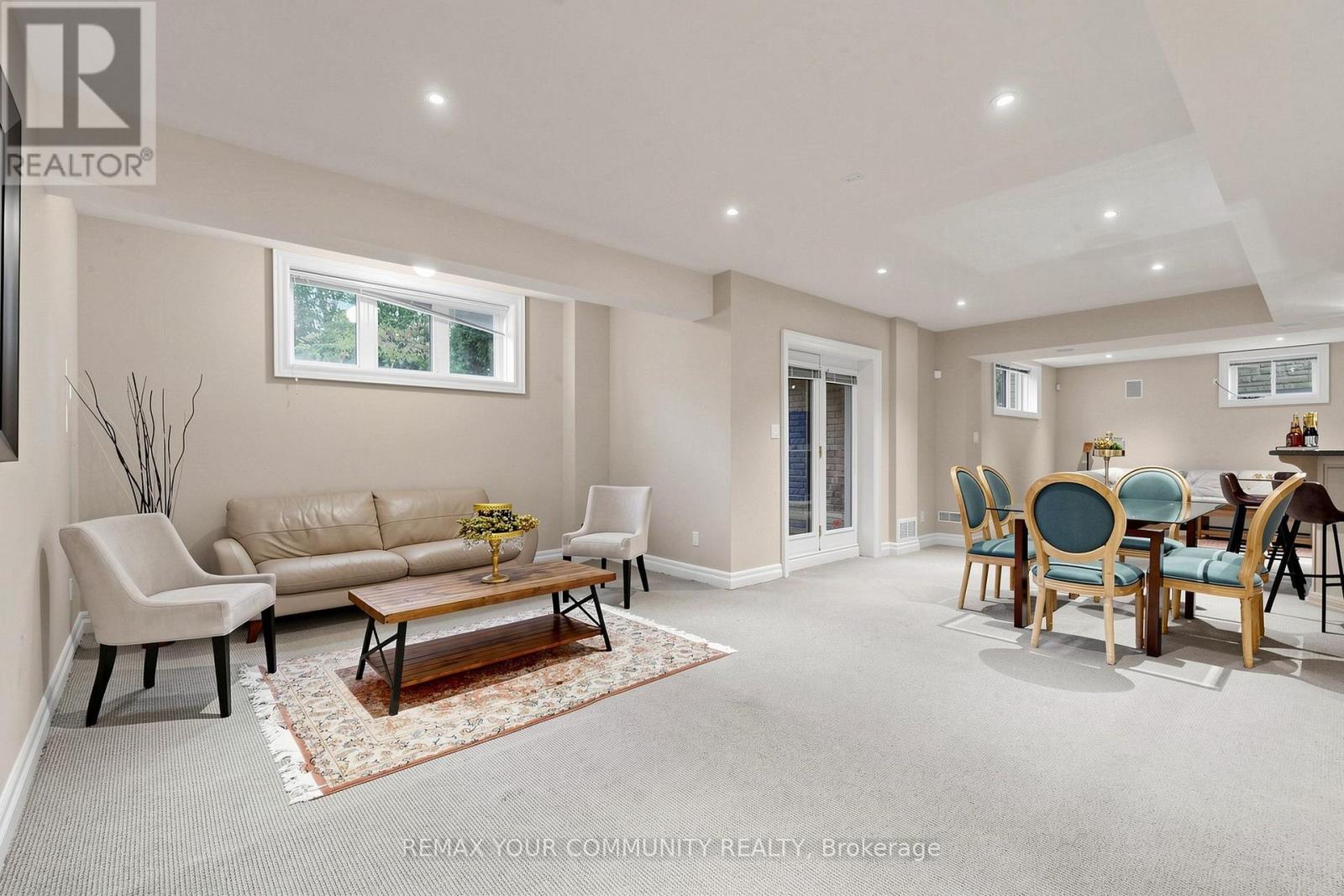 9 Bayview Forest Lane, Markham, ON photo 41