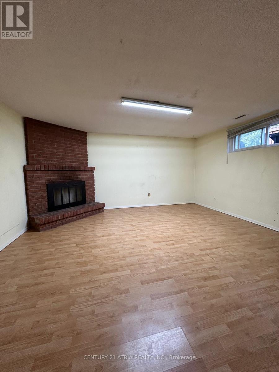 6 Lindridge Avenue, Brampton, ON photo 13