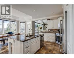 Kitchen - 14 Oak Avenue, Dundas, ON L9H4Y7 Photo 17