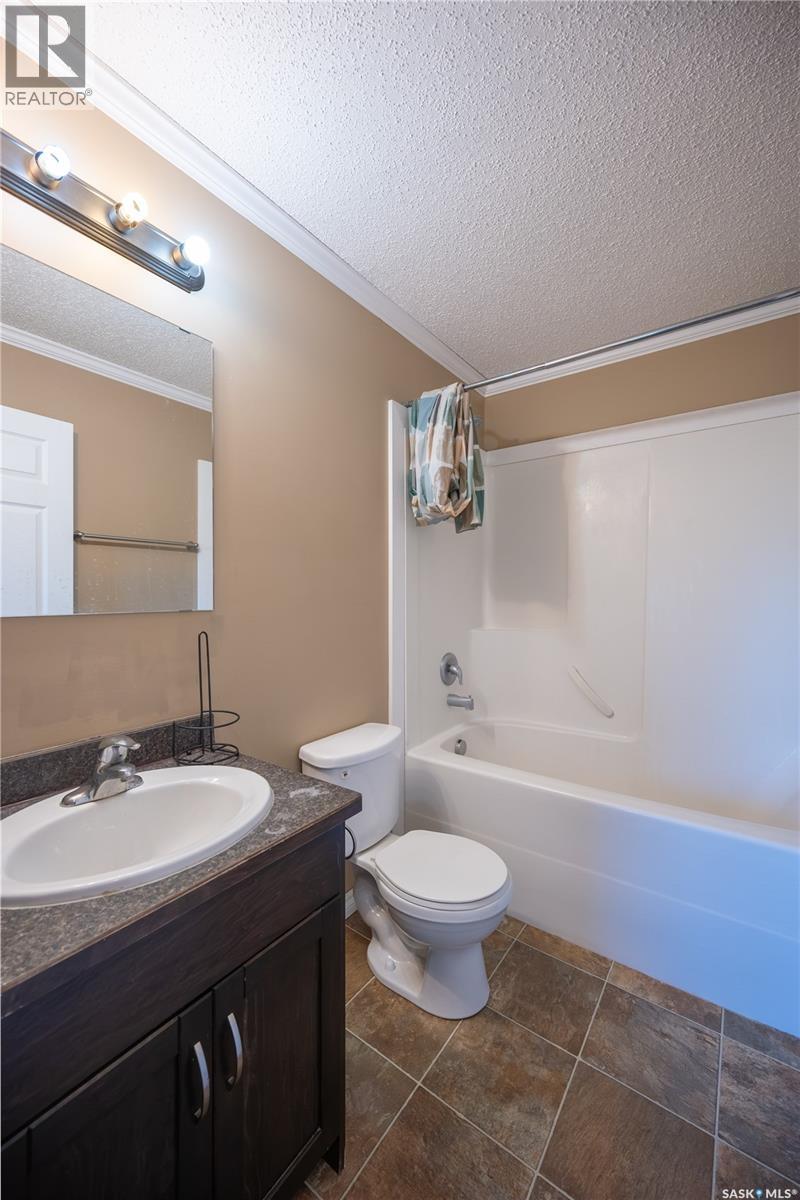 302 138 Catherine STREET, Yorkton — photo 18
