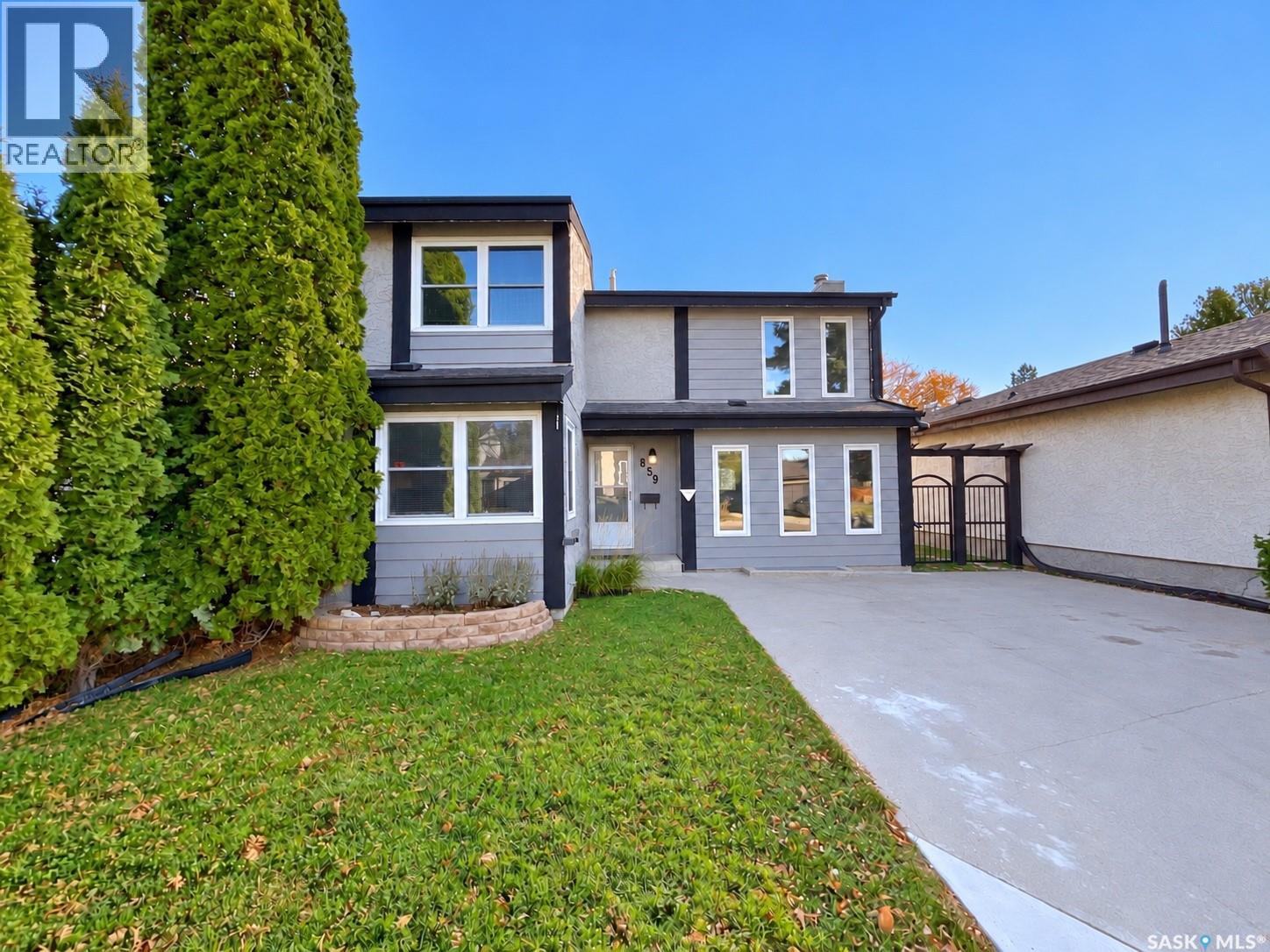 859 Athlone DRIVE N, Regina