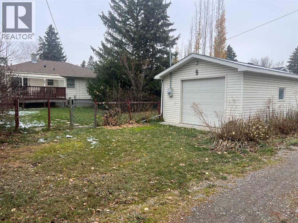 930 8 Street SW, High River — photo 13