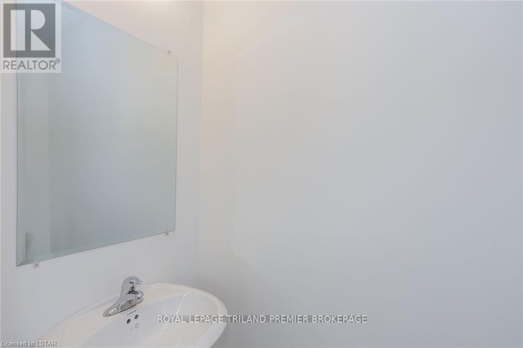 2232 CONSTANCE AVENUE, London South (South U) — photo 6