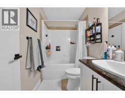673 Twinriver Crescent W, Lethbridge, AB T1J5G1 Photo 31
