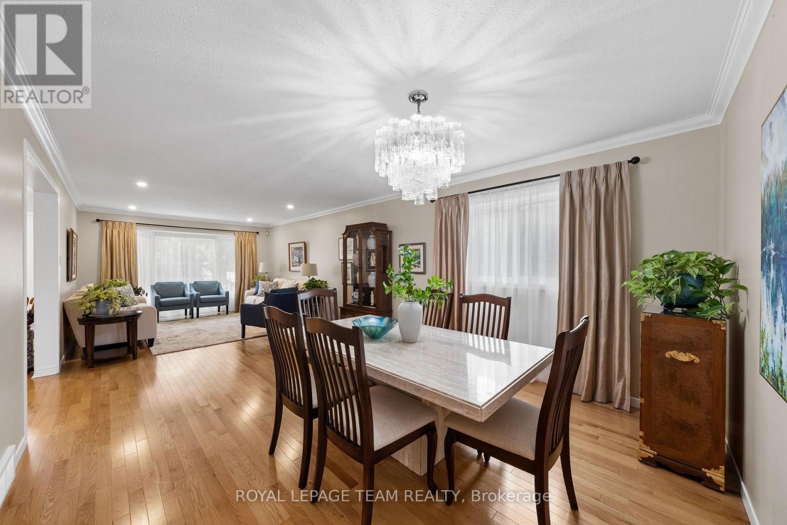 16 PHYLIS STREET, Ottawa — photo 10