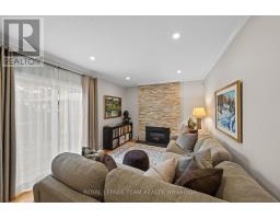 16 Phylis Street, Ottawa, ON K2J1V2 Photo 17