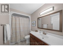 16 Phylis Street, Ottawa, ON K2J1V2 Photo 33