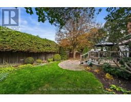 16 Phylis Street, Ottawa, ON K2J1V2 Photo 41