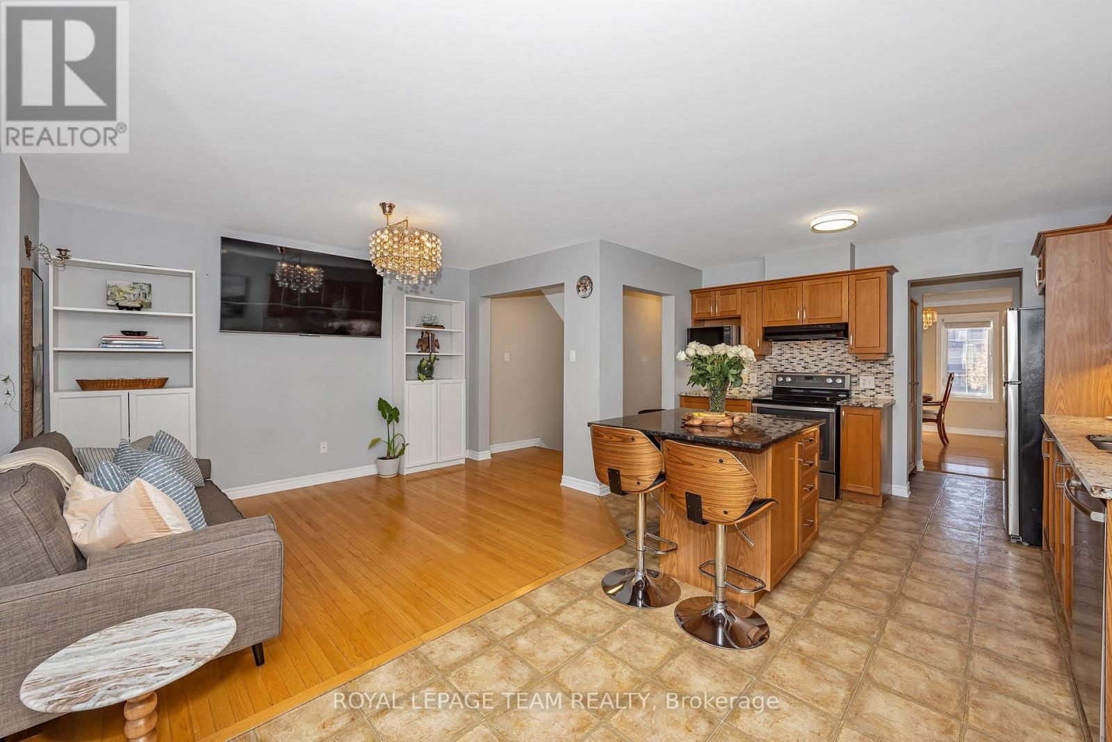 414 SANTA ANNA LANE, Ottawa — photo 11