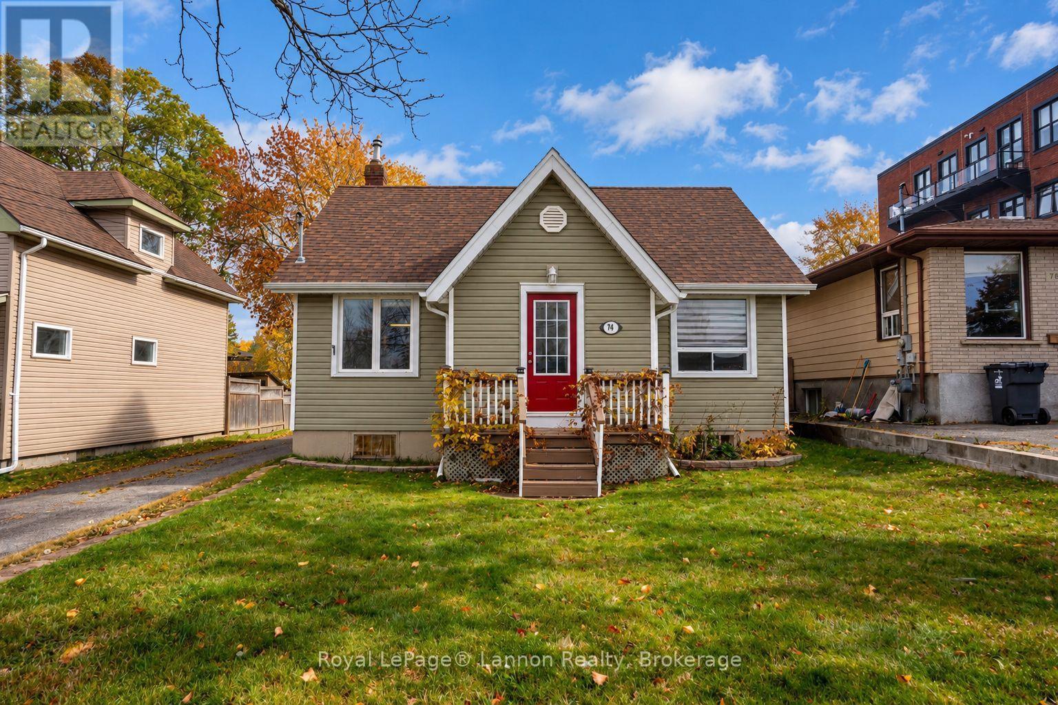 74 HIGH STREET N, Thunder Bay (College Heights)