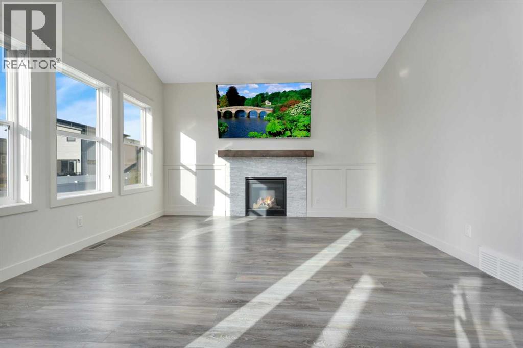 Listing photo – 37 Valmont Street, Blackfalds