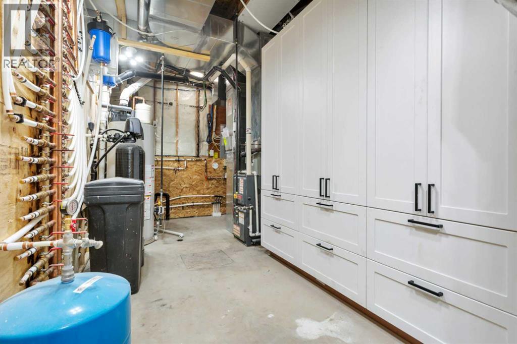 Listing photo – 37 Valmont Street, Blackfalds