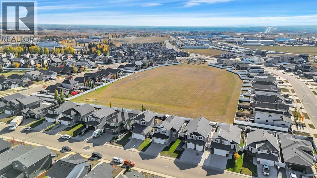 Listing photo – 37 Valmont Street, Blackfalds