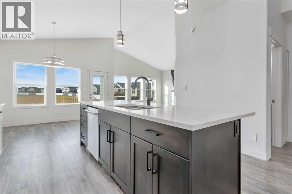 Listing photo – 37 Valmont Street, Blackfalds