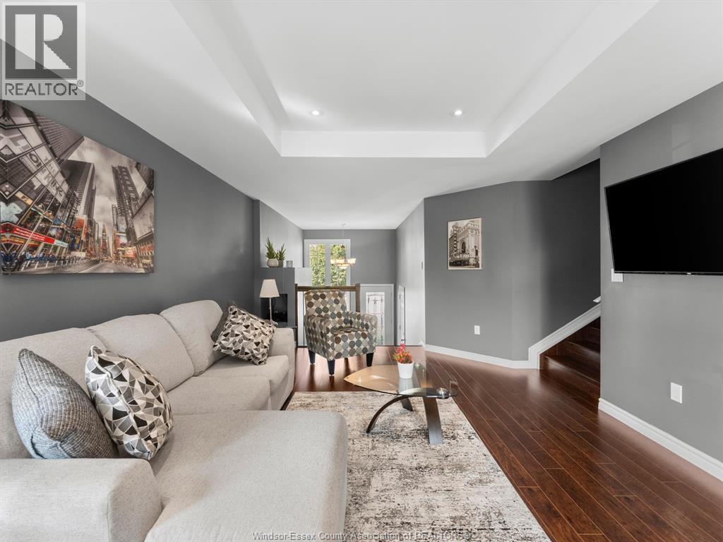 11925 BOULDER CRESCENT - 8
