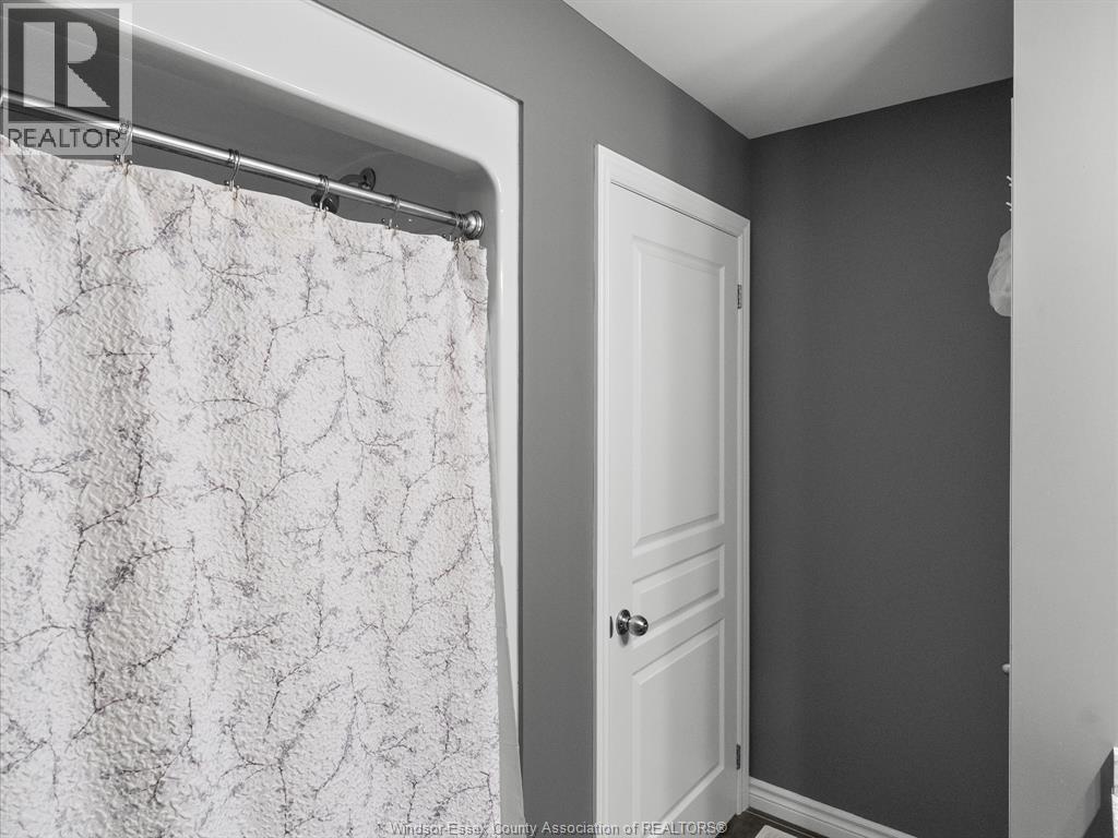 11925 BOULDER CRESCENT - 17