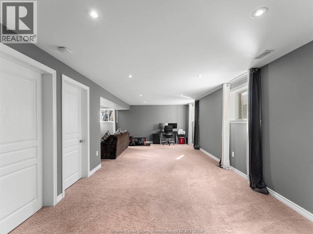 11925 BOULDER CRESCENT - 23