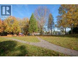 30 21801 Dewdney Trunk Road, Maple Ridge, BC V2X3G8 Photo 20