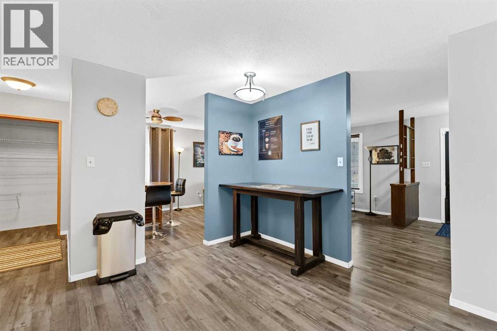 321 11 Street NE, Medicine Hat — photo 17