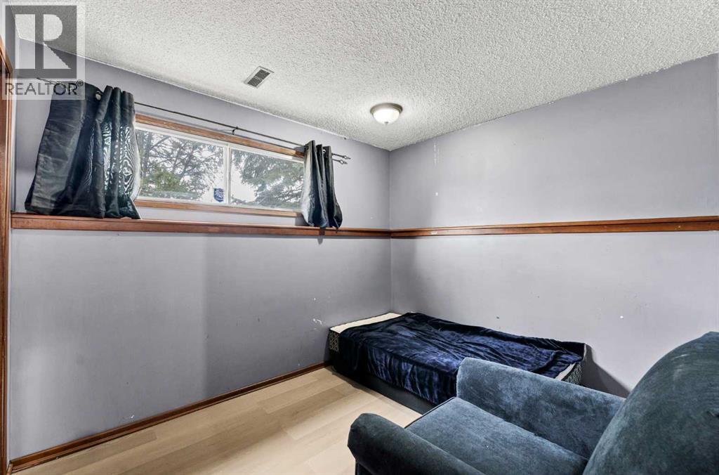 321 11 Street NE, Medicine Hat — photo 27