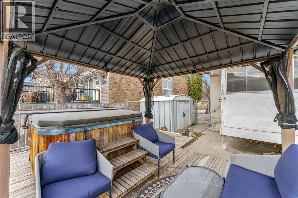 321 11 Street NE, photo 42 of 49