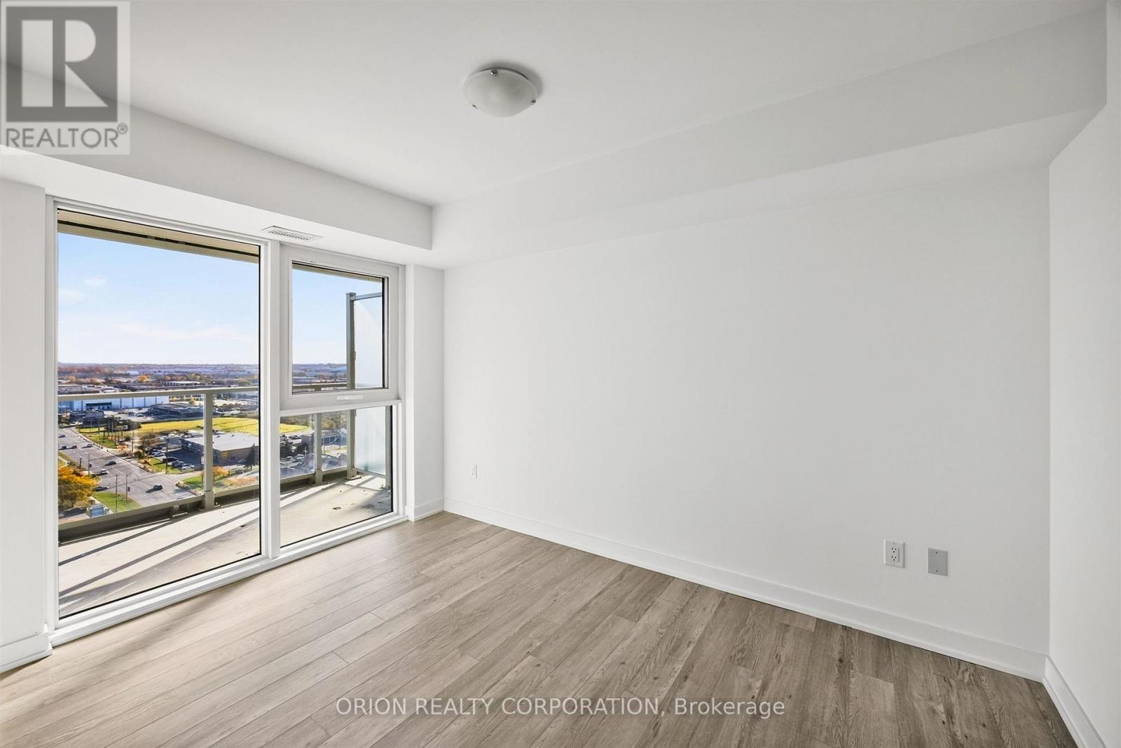 1802 - 1010 SANDY BEACH ROAD, Pickering (Bay Ridges) — photo 3
