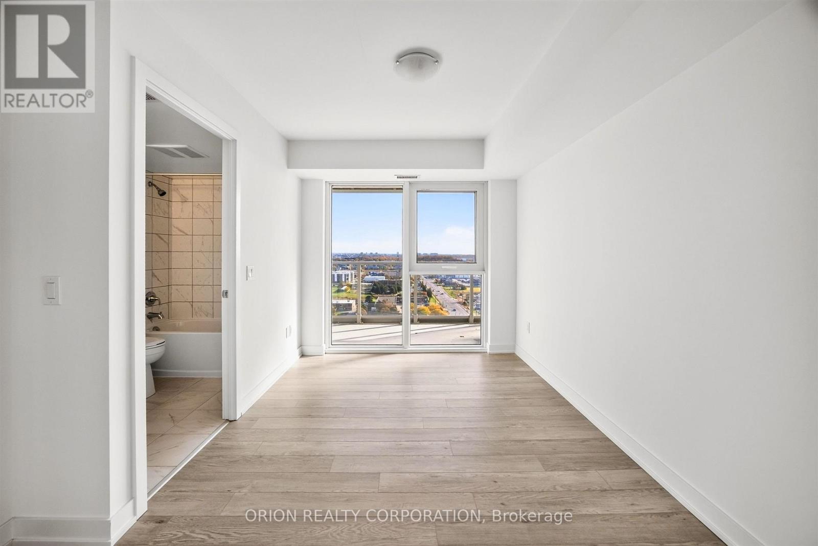 1802 - 1010 SANDY BEACH ROAD, Pickering (Bay Ridges) — photo 4