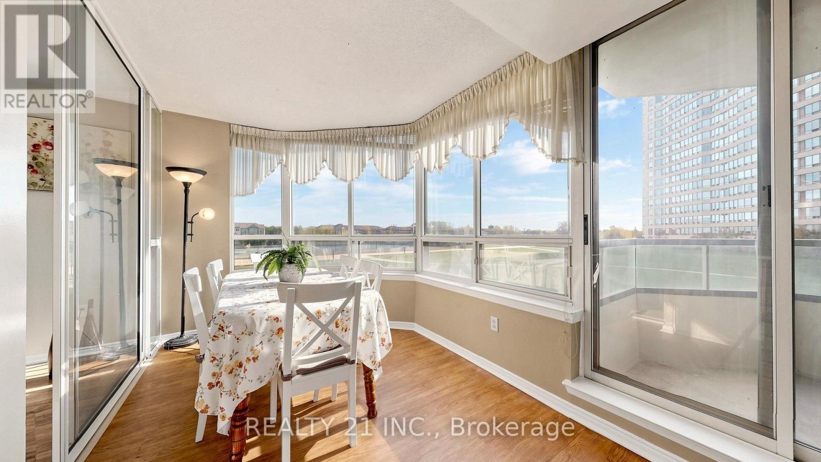 429- 3 Greystone Walk Drive, Toronto, ON photo 21