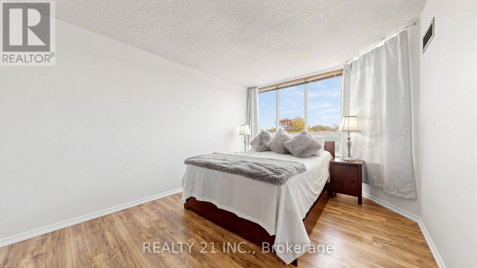 429- 3 Greystone Walk Drive, Toronto, ON photo 23